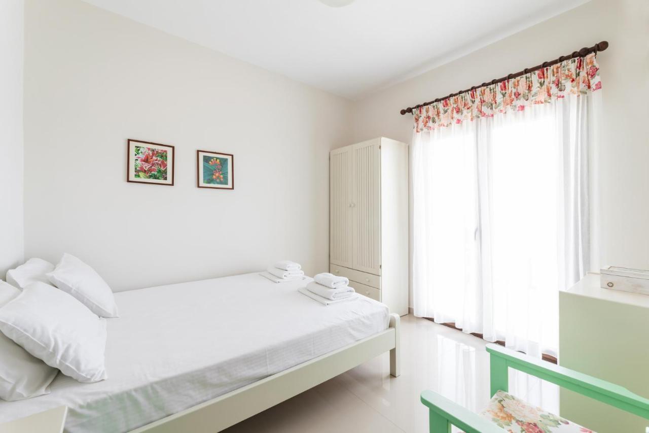 Theoxenia Apartments Ormos Panagias Bagian luar foto